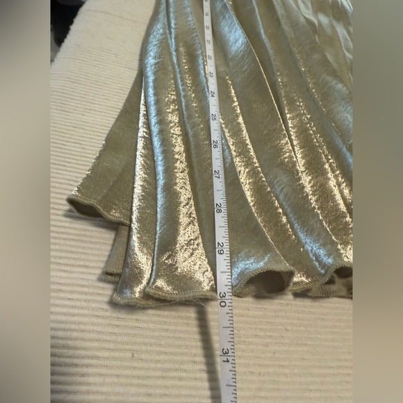 TCEC Gold Maxi Pleated Skirt for Cocktail Nights - Picture 5 of 6